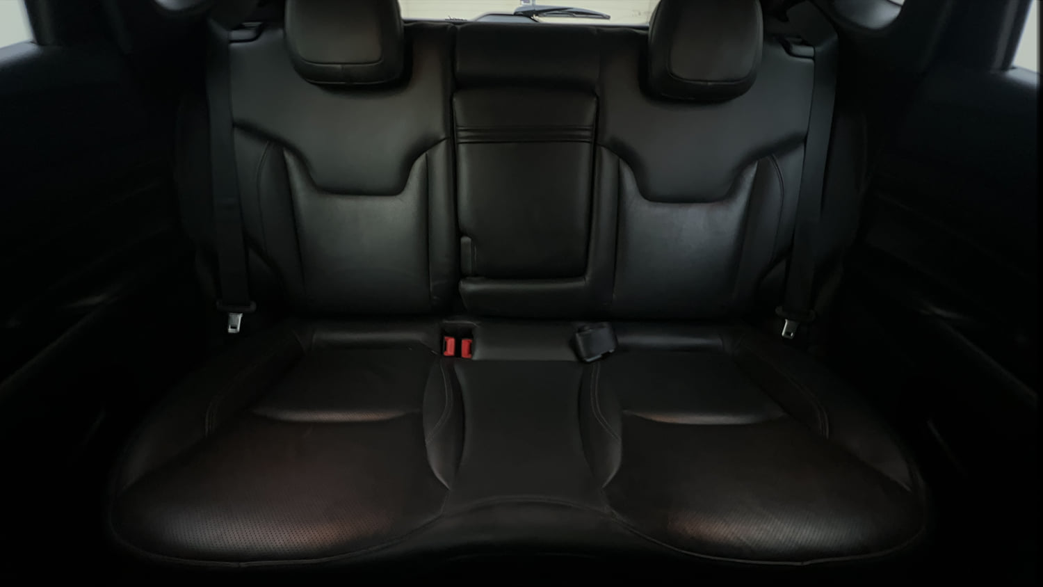 Used 2021 Jeep Compass Model S (O) 1.4 Petrol DCT Petrol Automatic interior REAR SEAT CONDITION VIEW