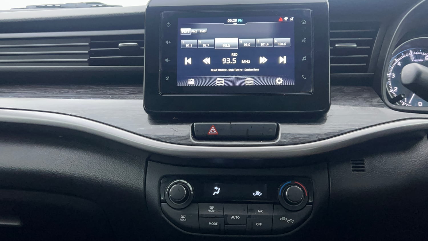 Used 2022 Maruti Suzuki XL6 Alpha Plus AT Petrol Petrol Automatic interior MUSIC SYSTEM & AC CONTROL VIEW
