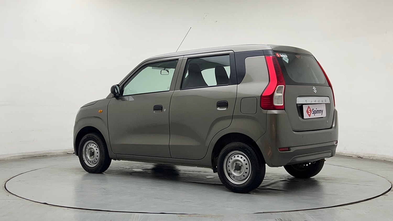 Used 2025 Maruti Suzuki Wagon R LXI 1.0 CNG Cng Manual exterior LEFT REAR CORNER VIEW