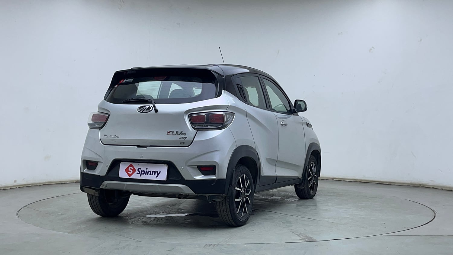 Used 2019 Mahindra KUV100 NXT K8 6 STR Dual Tone Petrol Manual exterior RIGHT REAR CORNER VIEW