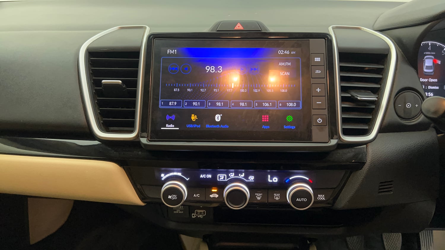 Used 2023 Honda City VX Petrol MT Petrol Manual interior MUSIC SYSTEM & AC CONTROL VIEW