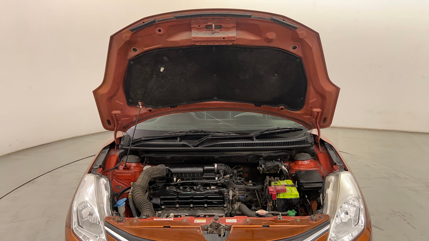 Used 2017 Maruti Suzuki Baleno Zeta 1.2 Petrol Manual engine ENGINE & BONNET OPEN FRONT VIEW