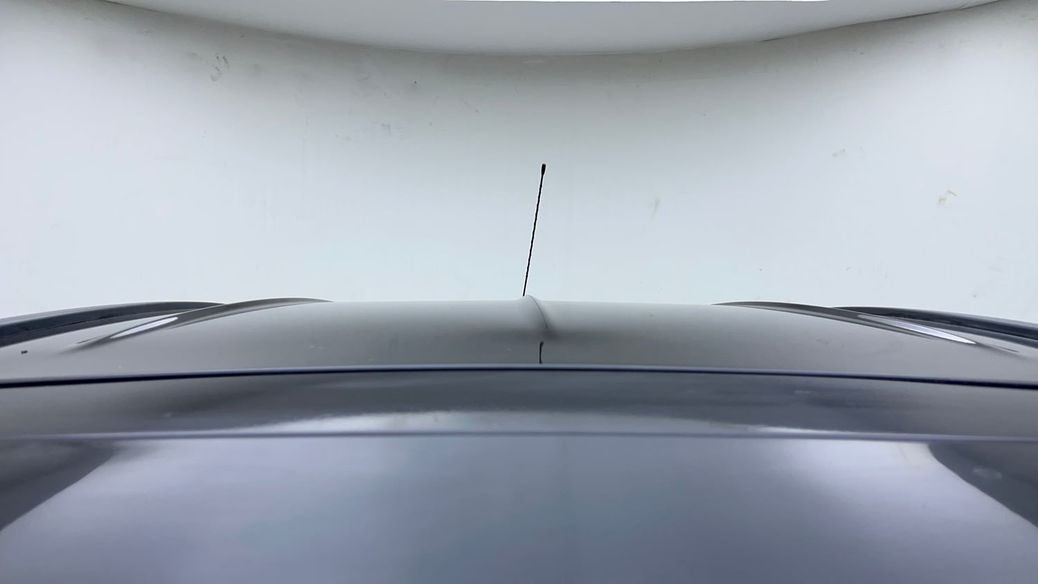 Used 2019 Mahindra KUV100 NXT K8 6 STR Dual Tone Petrol Manual exterior EXTERIOR ROOF VIEW