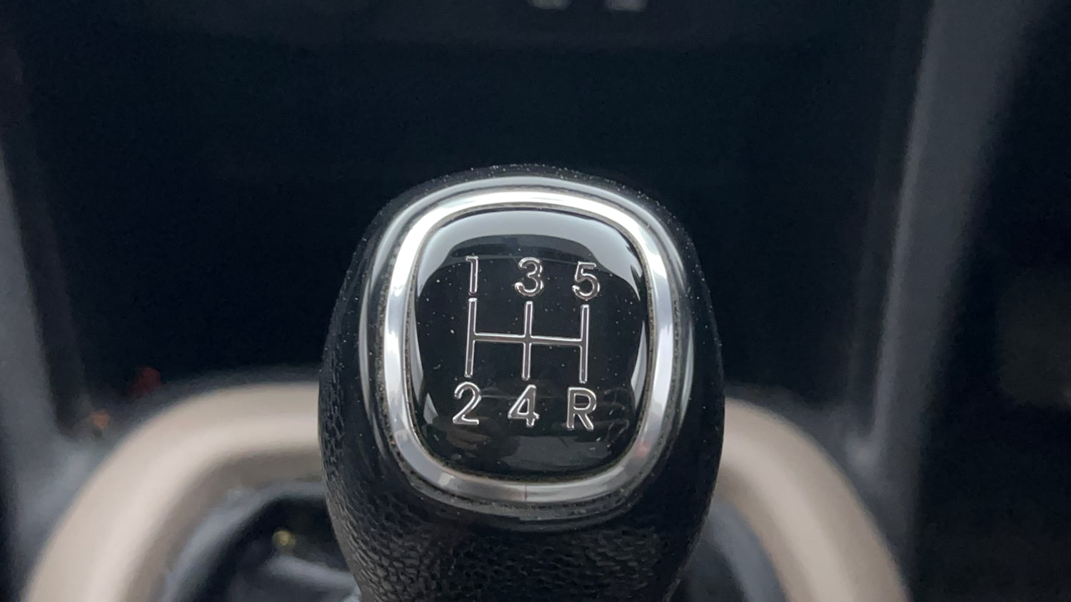 Used 2014 Hyundai Grand i10 Sportz 1.2 Kappa VTVT Petrol Manual interior GEAR  KNOB VIEW