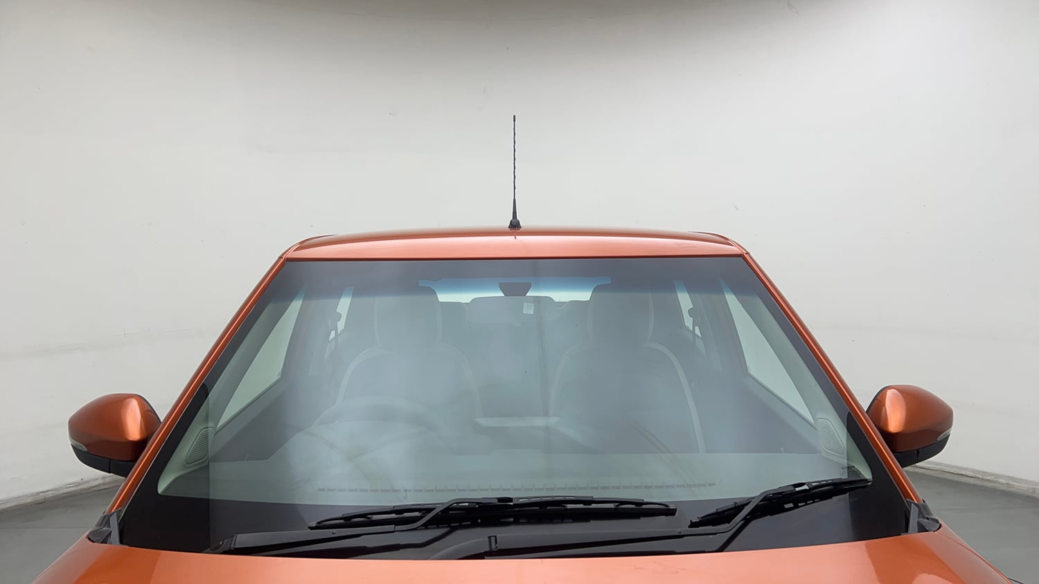 Used 2021 Tata Punch Adventure Rhythm Pack MT Petrol Manual exterior FRONT WINDSHIELD VIEW