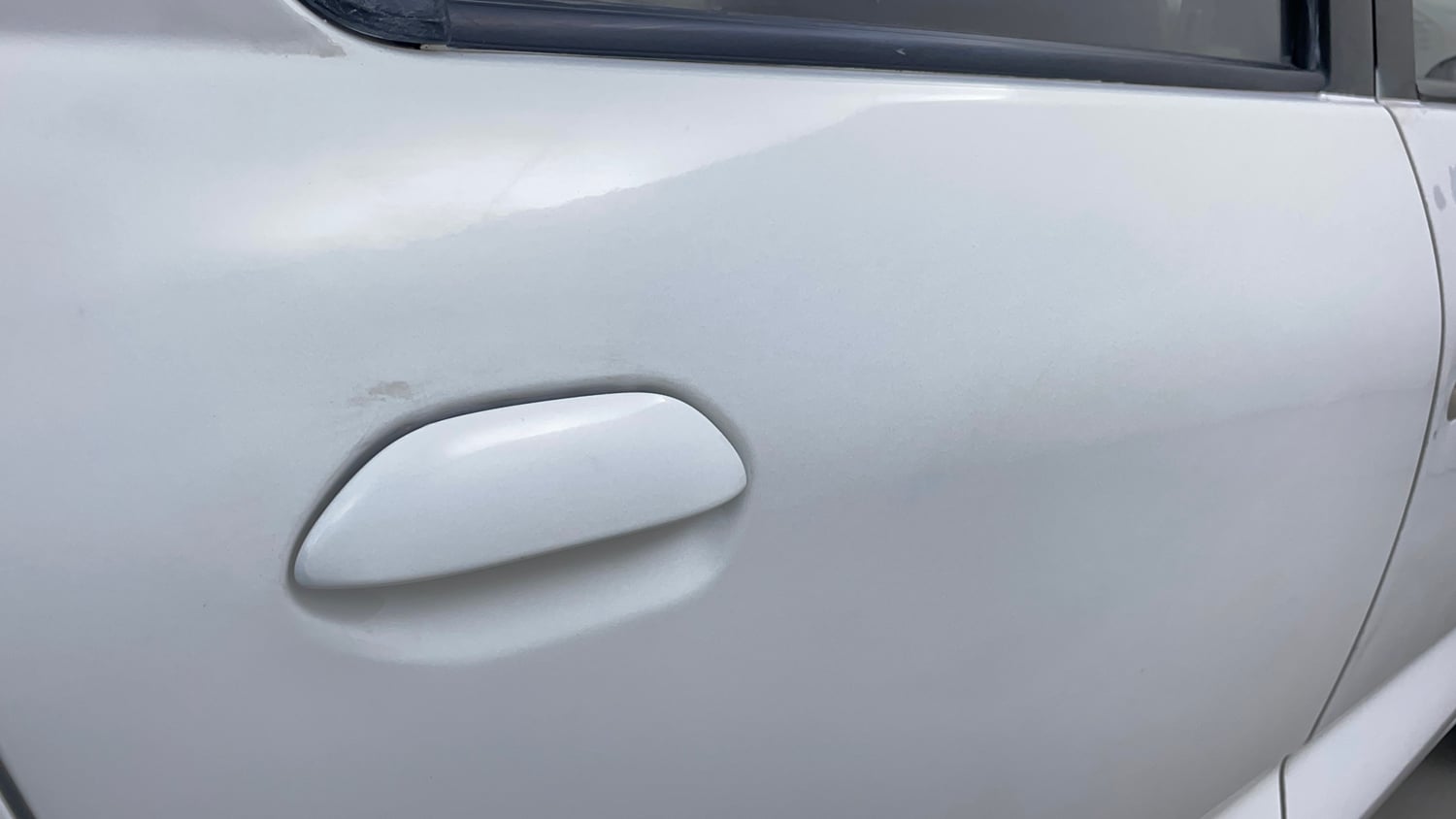 Used 2016 Datsun Redi-GO T (O) Petrol Manual dents MINOR SCRATCH
