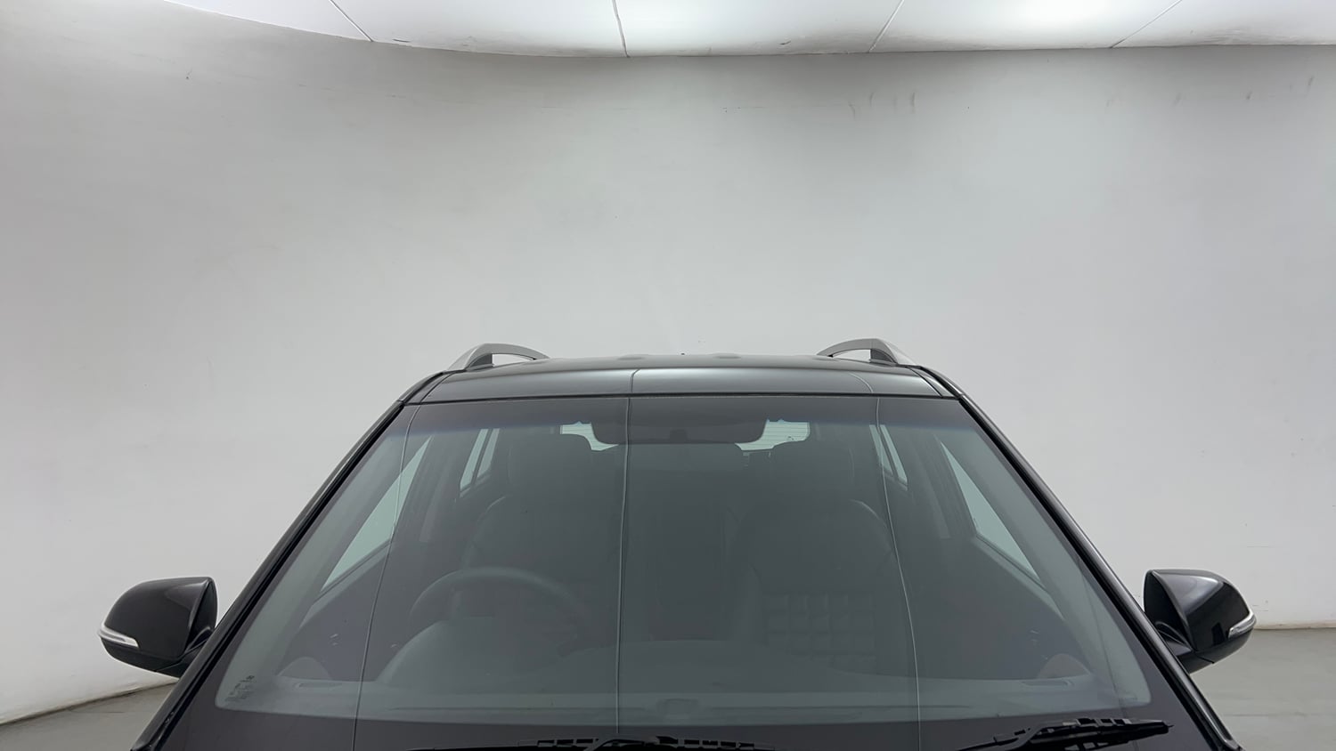 Used 2016 Hyundai Creta 1.6 SX Diesel Manual exterior FRONT WINDSHIELD VIEW