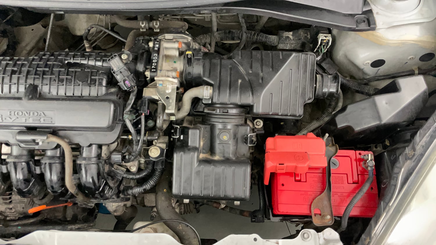 Used 2017 Honda Amaze 1.2 SX i-VTEC Petrol Manual engine ENGINE LEFT SIDE VIEW