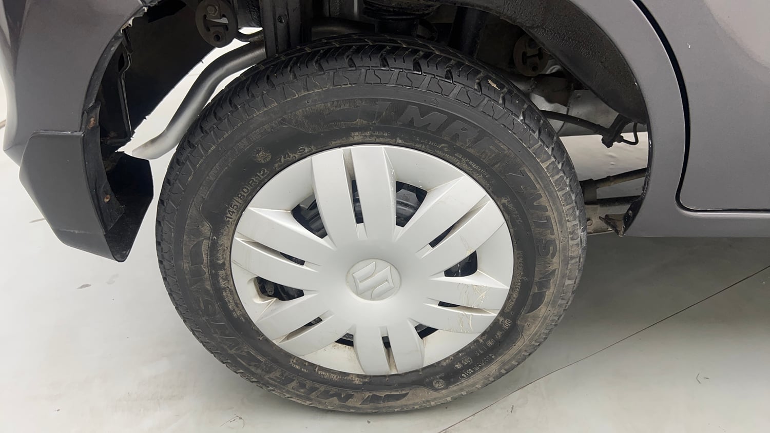 Used 2017 Maruti Suzuki Alto 800 VXi Petrol Manual tyres RIGHT REAR TYRE RIM VIEW