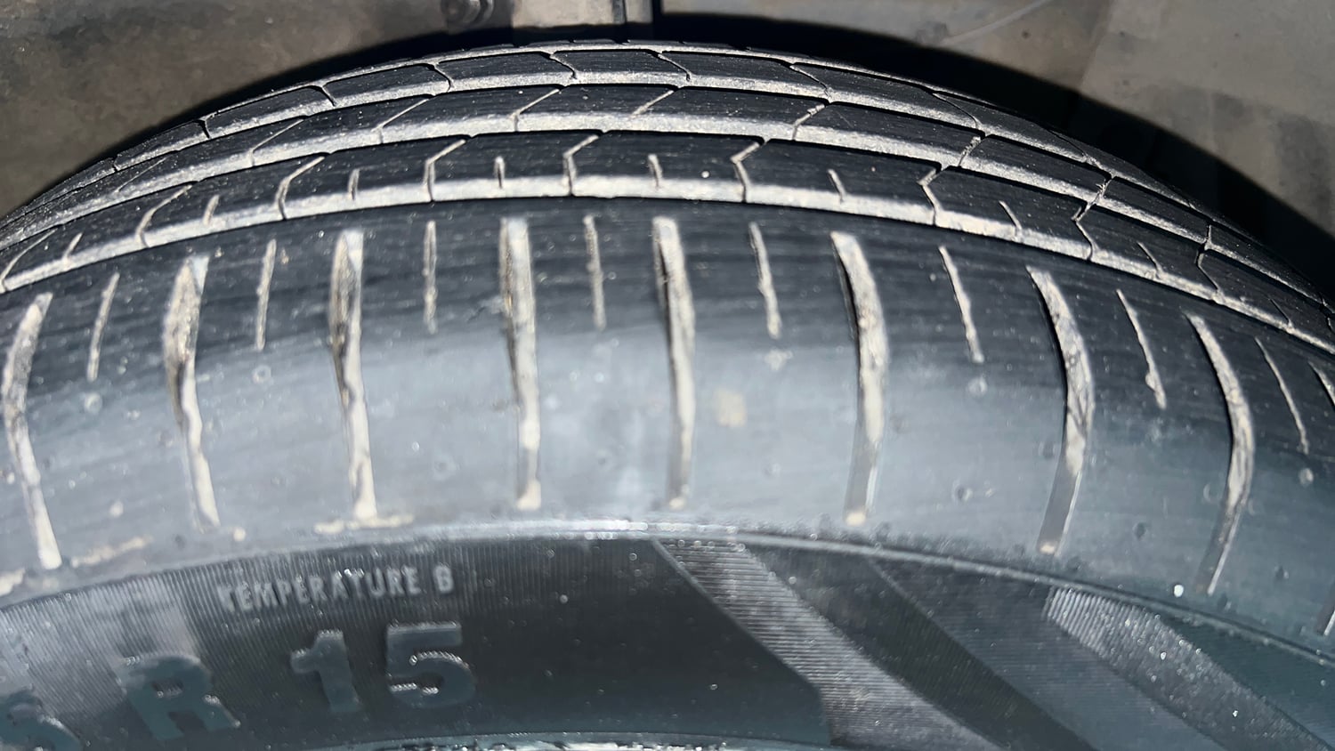Used 2021 Maruti Suzuki Ciaz Zeta 1.5 Petrol Manual tyres RIGHT FRONT TYRE TREAD VIEW