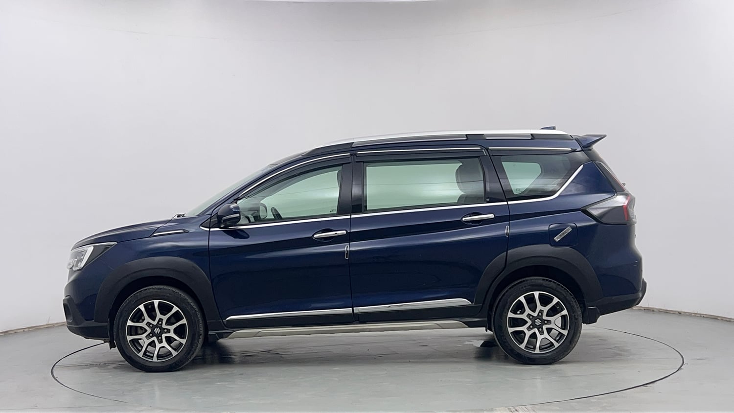 Used 2022 Maruti Suzuki XL6 Alpha Plus AT Petrol Petrol Automatic exterior LEFT SIDE VIEW