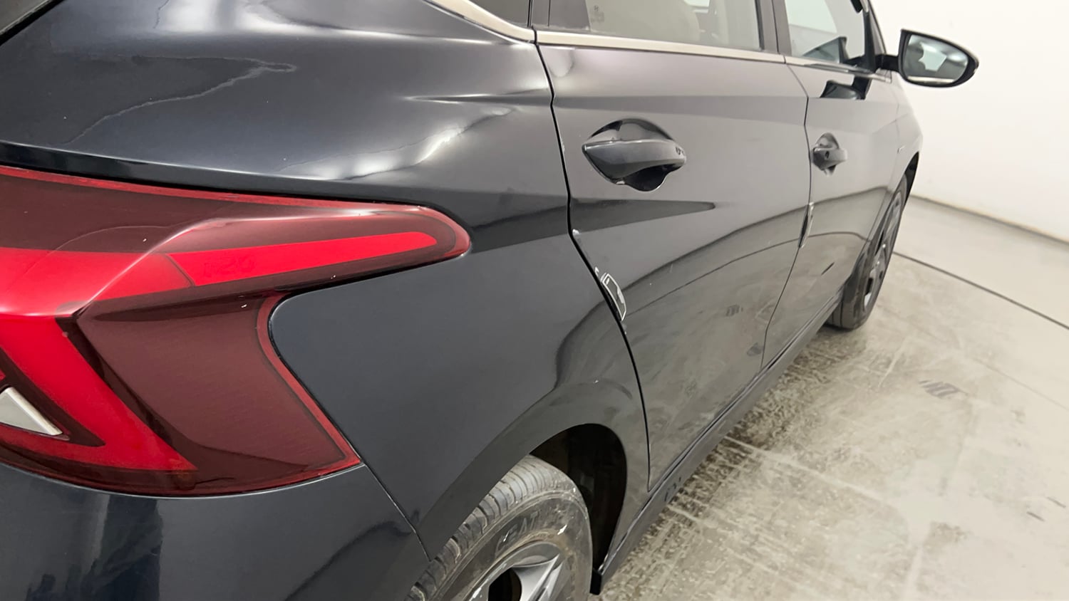 Used 2023 Hyundai i20 Sportz 1.2 IVT Petrol Automatic dents MINOR SCRATCH