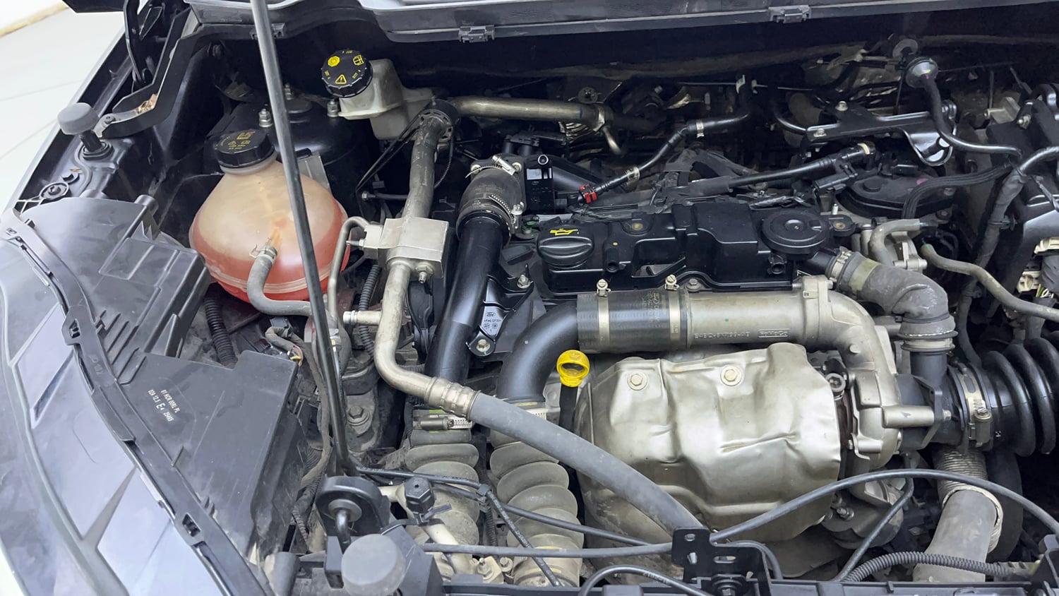 Used 2018 Ford EcoSport Titanium 1.5L TDCi Diesel Manual engine ENGINE RIGHT SIDE VIEW