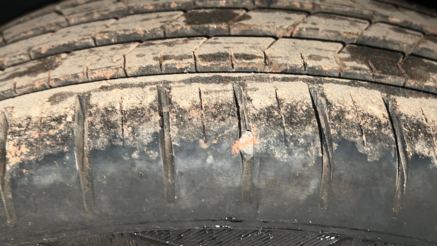 Used 2020 Maruti Suzuki Baleno Alpha Automatic Petrol Automatic tyres RIGHT REAR TYRE TREAD VIEW