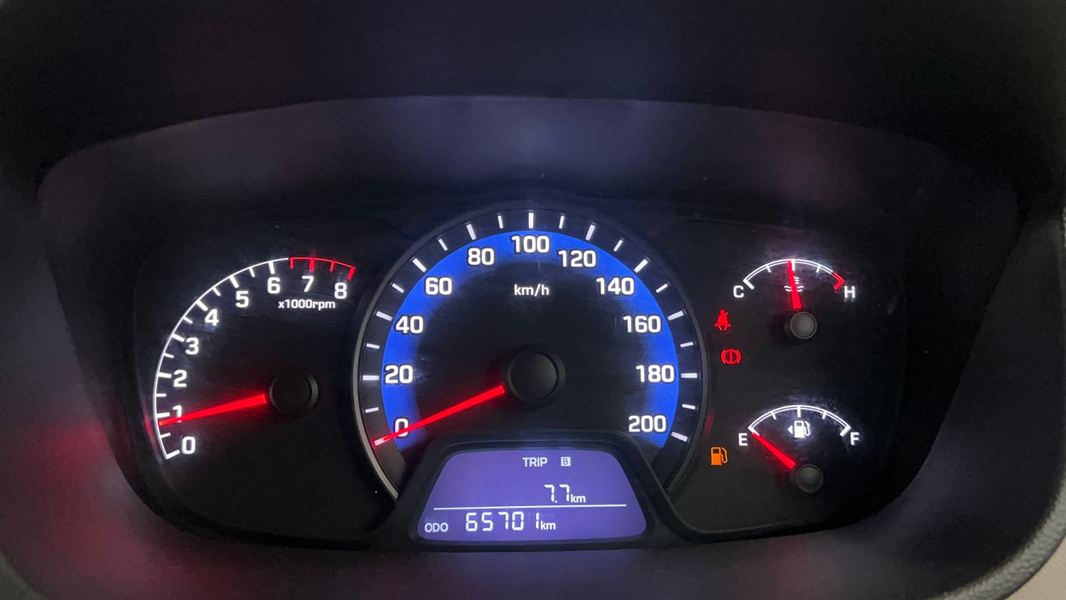 Used 2014 Hyundai Xcent S 1.2 Petrol Manual interior CLUSTERMETER VIEW