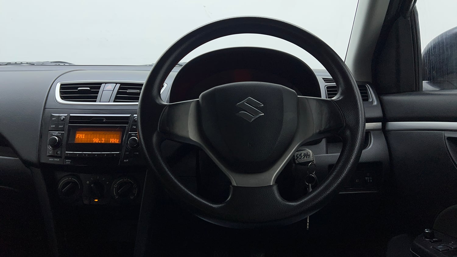 Used 2015 Maruti Suzuki Swift VXi Petrol Manual interior STEERING VIEW