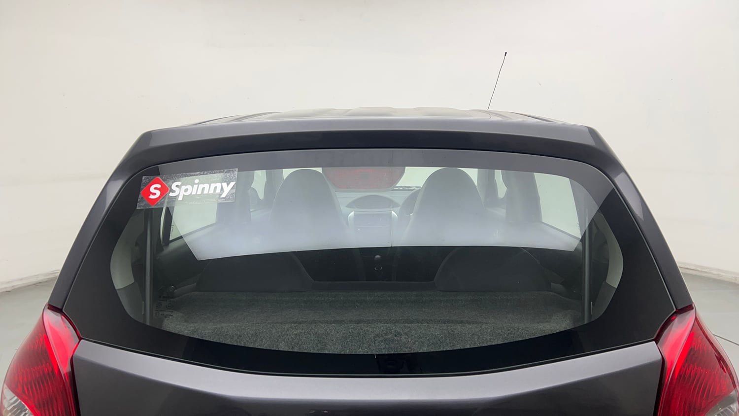 Used 2017 Maruti Suzuki Alto 800 VXi Petrol Manual exterior BACK WINDSHIELD VIEW