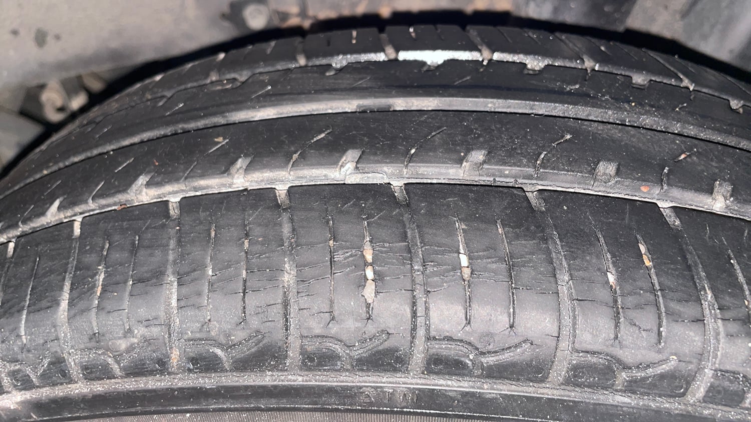 Used 2021 Hyundai Santro Magna Petrol Manual tyres LEFT REAR TYRE TREAD VIEW