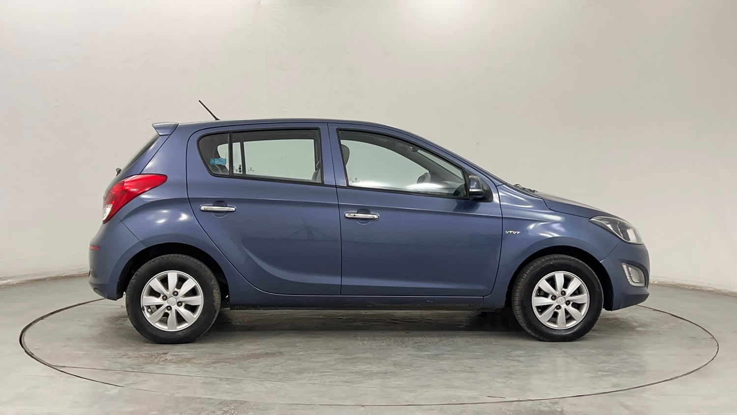 Used 2014 Hyundai i20 Asta 1.2 Petrol Manual exterior RIGHT SIDE VIEW