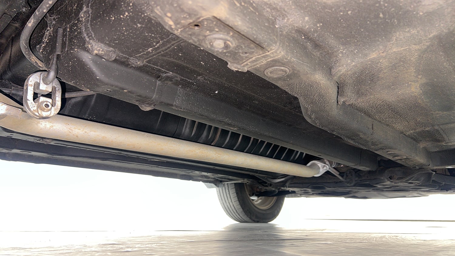Used 2016 Hyundai Creta 1.6 SX Diesel Manual extra REAR RIGHT UNDERBODY VIEW