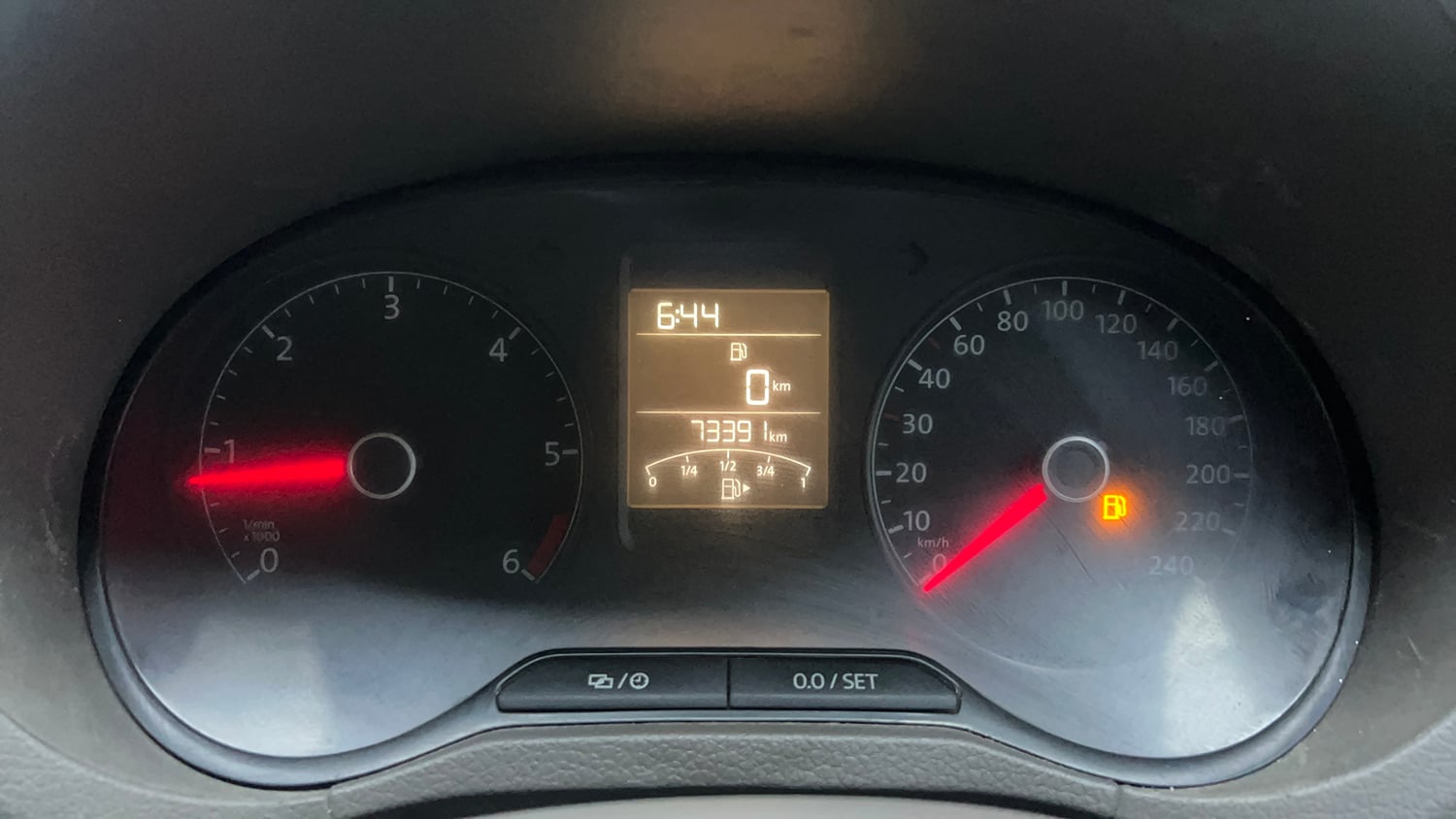 Used 2015 Volkswagen Vento Highline Diesel Diesel Manual interior CLUSTERMETER VIEW
