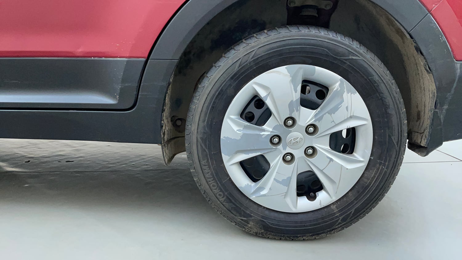 Used 2017 Hyundai Creta E Plus 1.6 Petrol Petrol Manual tyres LEFT REAR TYRE RIM VIEW