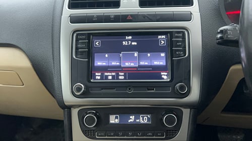 Used 2017 Volkswagen Ameo Highline Plus 1.5L AT (D)16 Alloy Diesel Automatic interior MUSIC SYSTEM & AC CONTROL VIEW