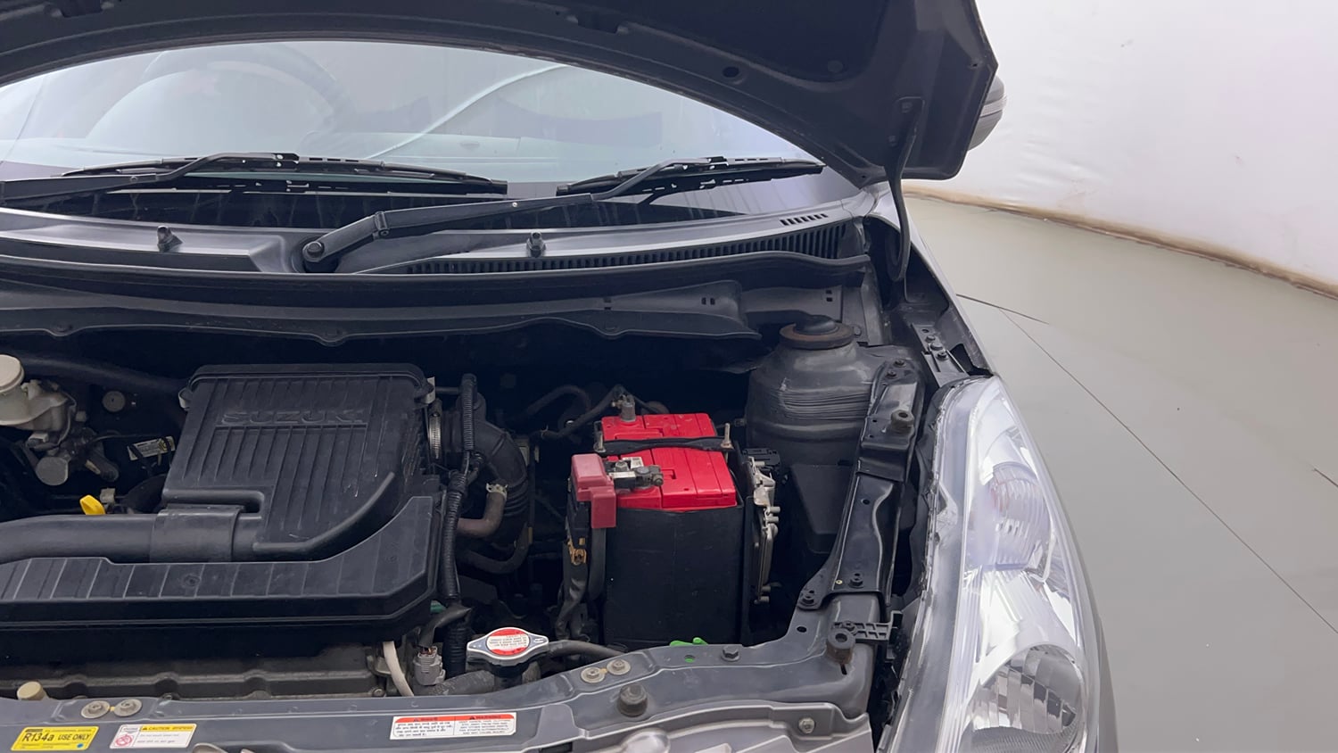 Used 2014 Maruti Suzuki Swift Dzire VXI Petrol Manual engine ENGINE LEFT SIDE HINGE & APRON VIEW