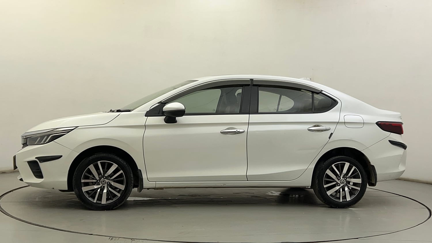 Used 2023 Honda City VX Petrol MT Petrol Manual exterior LEFT SIDE VIEW