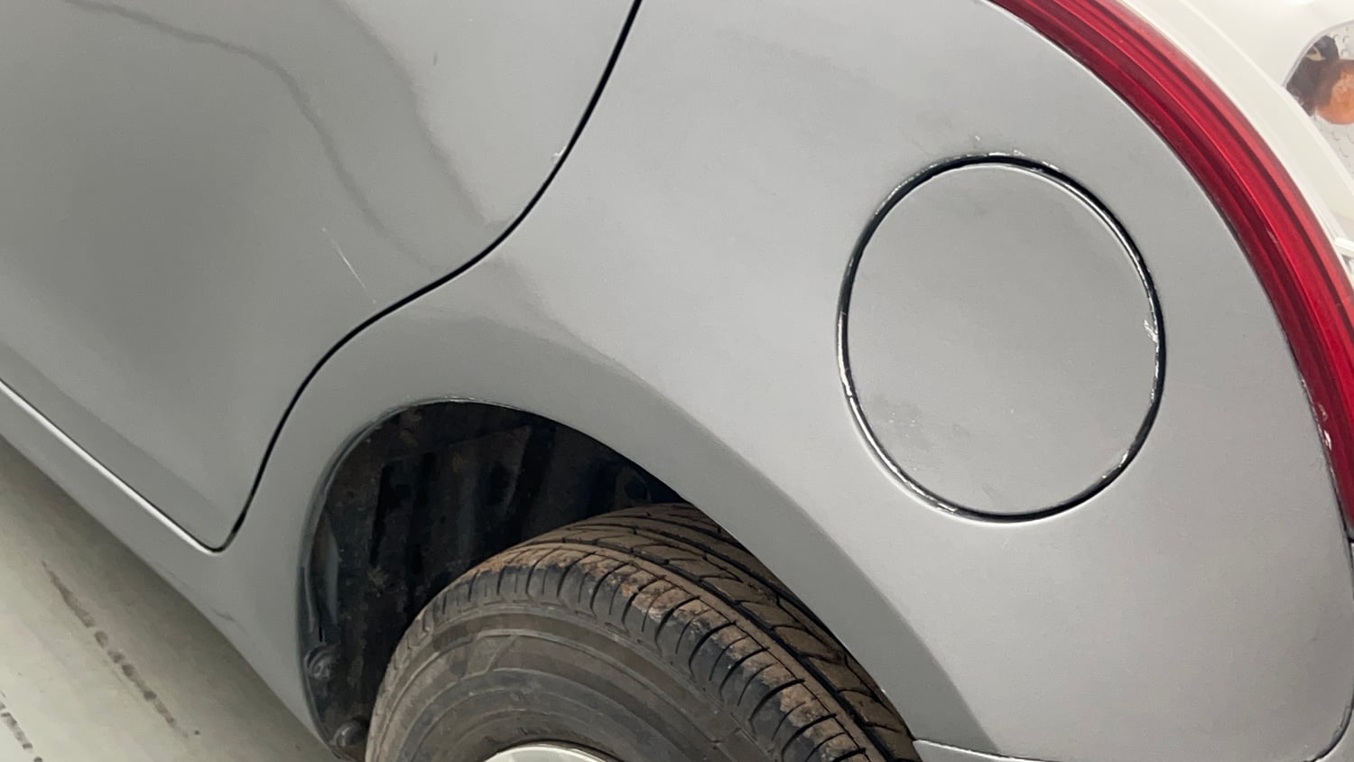 Used 2015 Maruti Suzuki Swift VXi Petrol Manual dents MINOR DENT