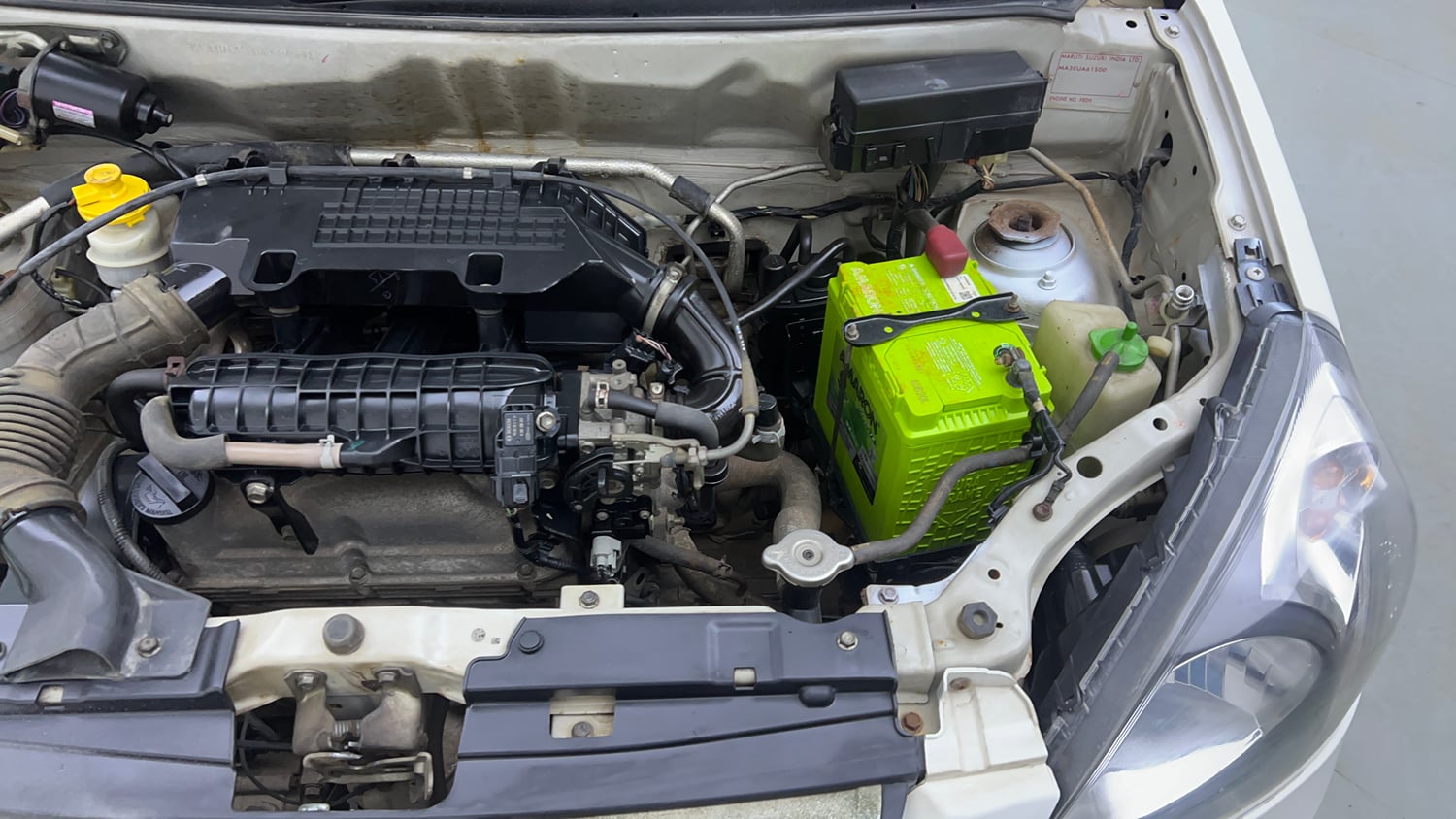 Used 2014 Maruti Suzuki Alto 800 Lxi Petrol Manual engine ENGINE LEFT SIDE VIEW