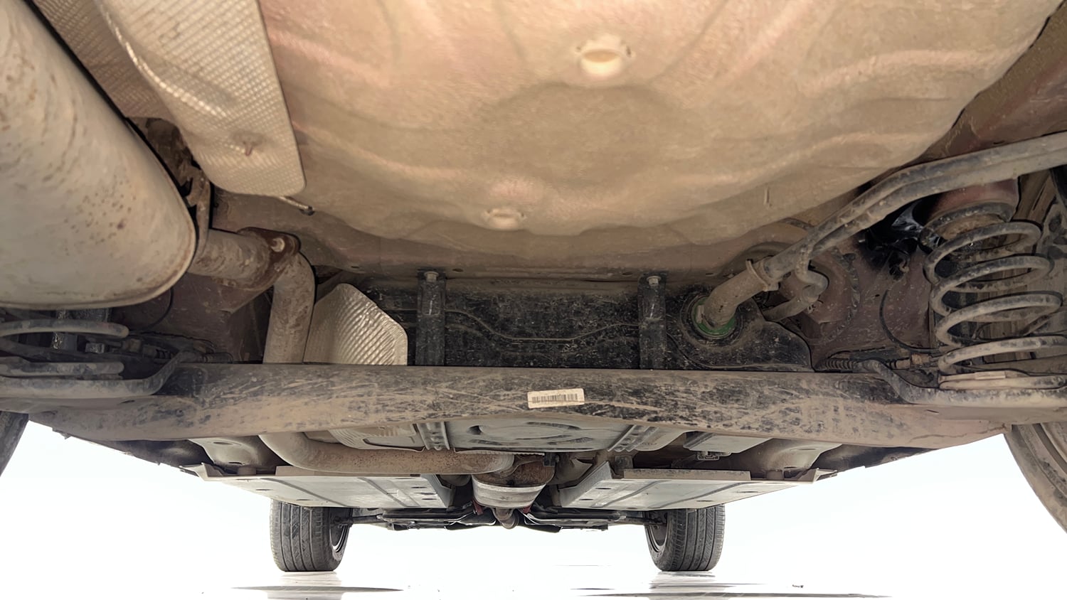 Used 2022 MG Motors Astor Savvy 1.3 Turbo AT S Red Petrol Automatic extra REAR UNDERBODY VIEW (TAKEN FROM REAR)