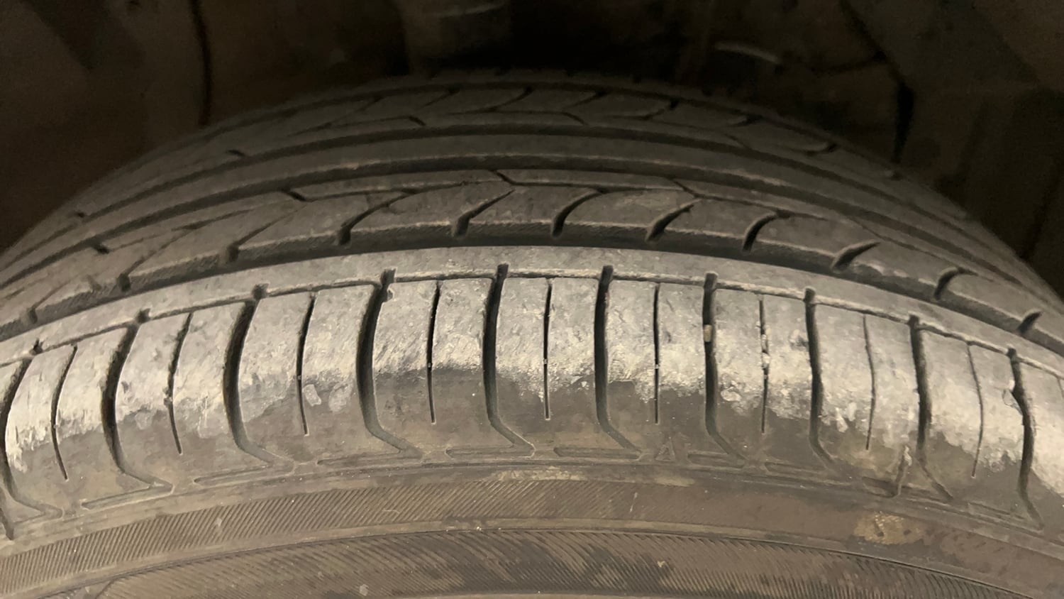 Used 2019 Maruti Suzuki Vitara Brezza [2016-2020] ZDi Plus Diesel Manual tyres RIGHT FRONT TYRE TREAD VIEW