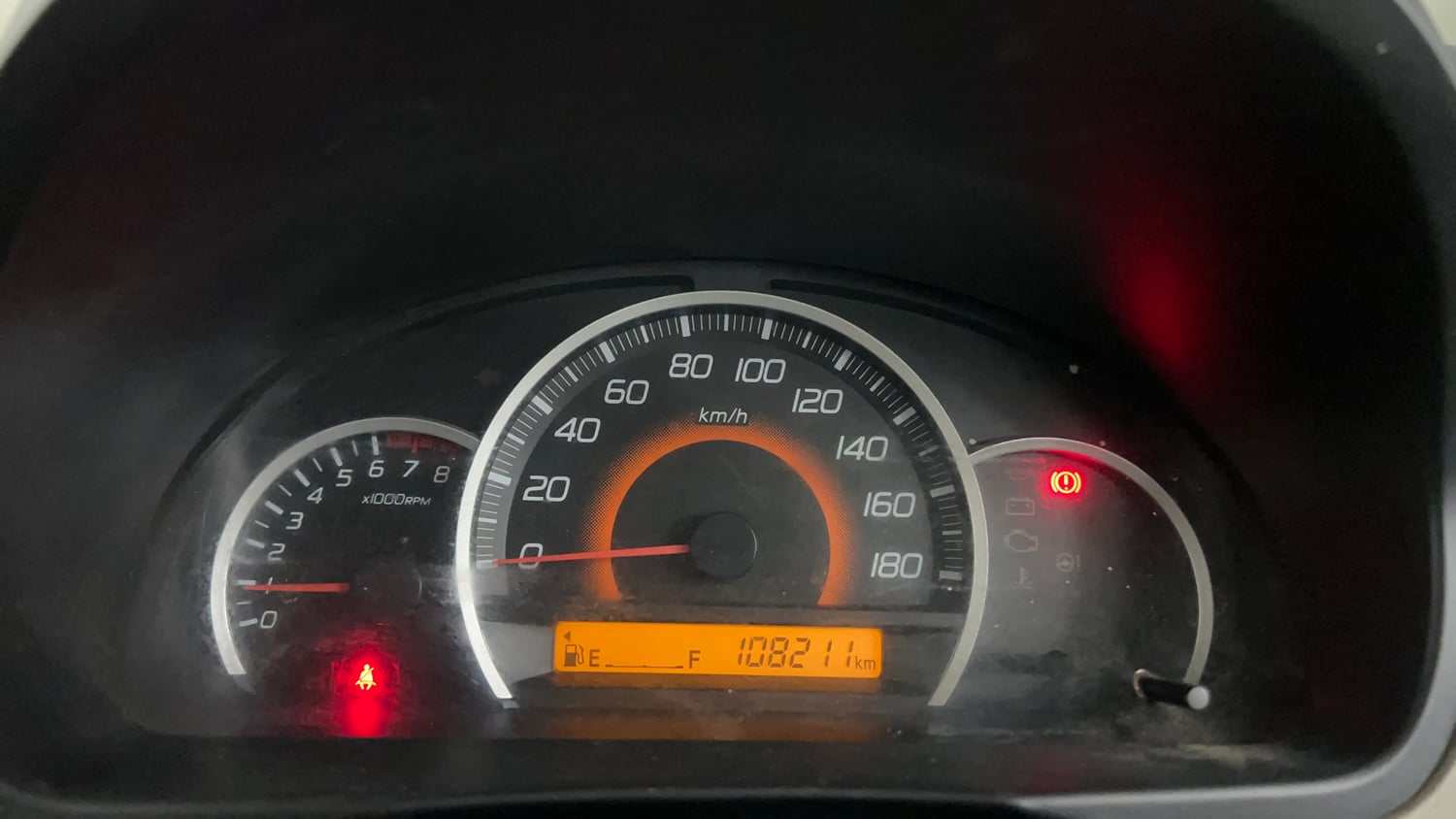 Used 2014 Maruti Suzuki Wagon R VXI Petrol Manual interior CLUSTERMETER VIEW