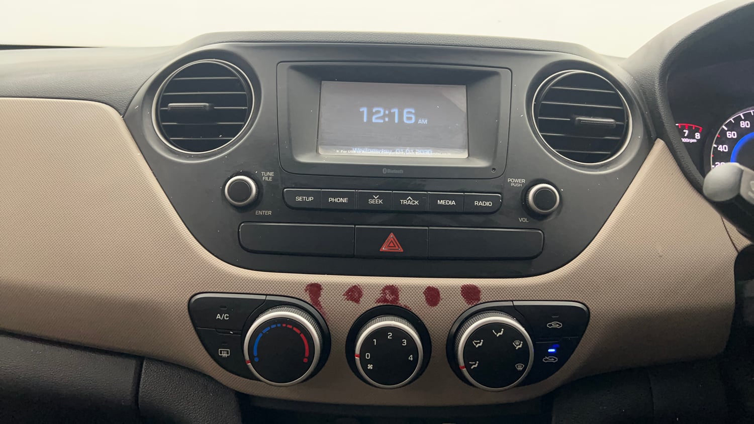 Used 2017 Hyundai Grand i10 Sportz 1.2 Kappa VTVT Petrol Manual interior MUSIC SYSTEM & AC CONTROL VIEW