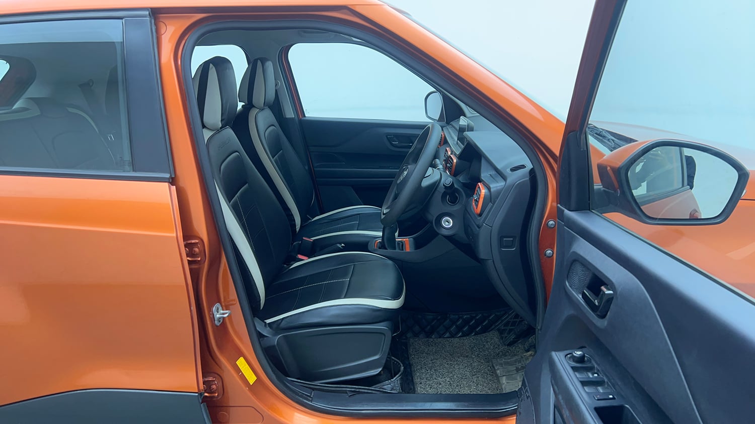 Used 2021 Tata Punch Adventure Rhythm Pack MT Petrol Manual interior RIGHT SIDE FRONT DOOR CABIN VIEW