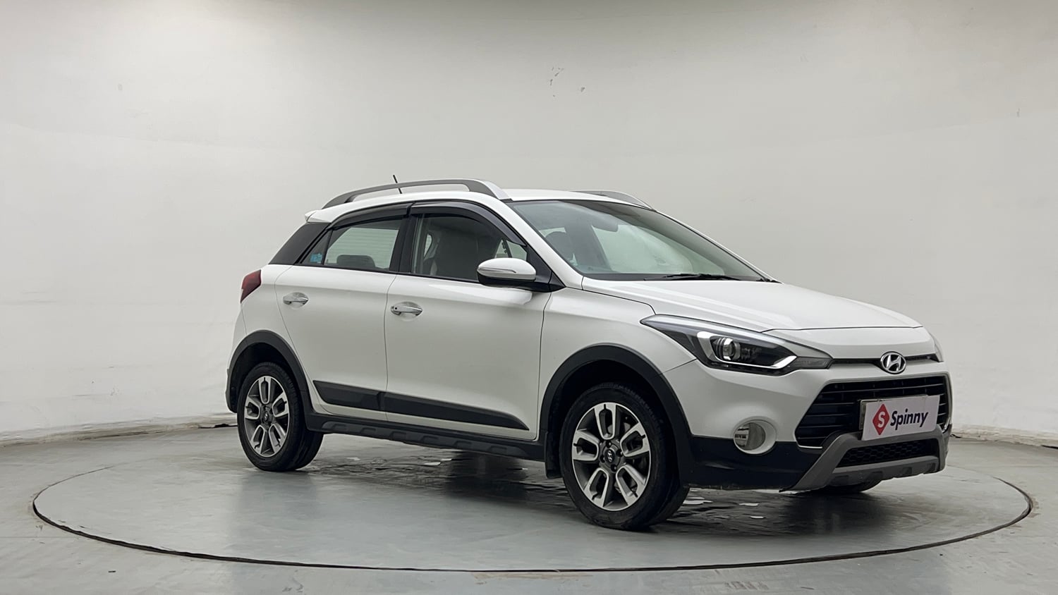 Used 2016 Hyundai i20 Active 1.2 SX Petrol Manual exterior RIGHT FRONT CORNER VIEW