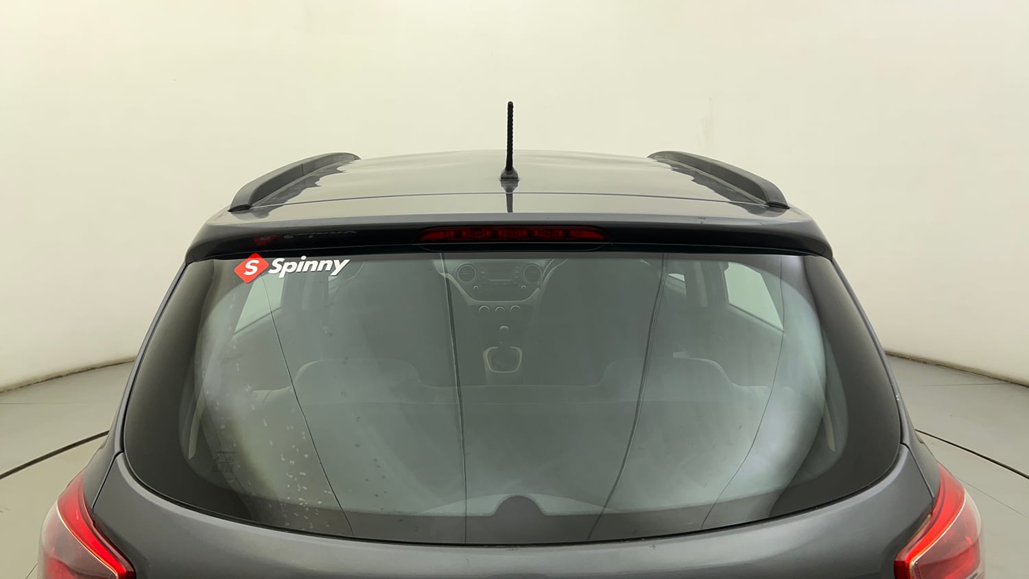 Used 2019 Hyundai Grand i10 Magna 1.2 Kappa VTVT Petrol Manual exterior BACK WINDSHIELD VIEW