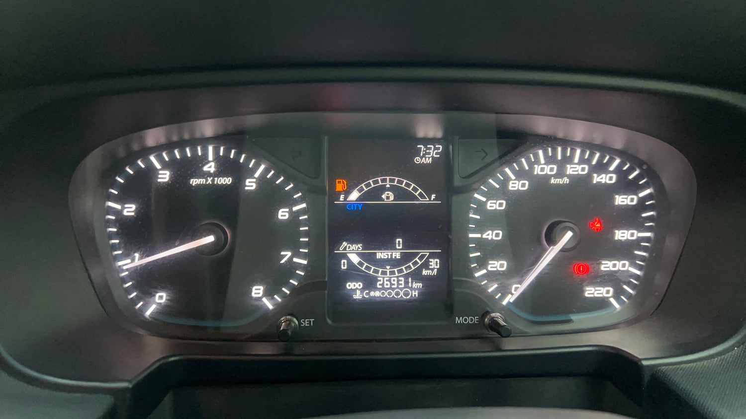Used 2021 Tata Punch Adventure Rhythm Pack MT Petrol Manual interior CLUSTERMETER VIEW