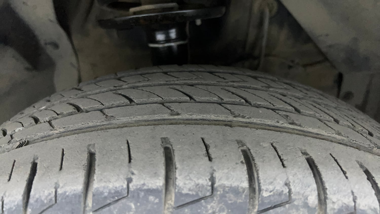 Used 2018 Maruti Suzuki Vitara Brezza [2016-2020] ZDi Plus Diesel Manual tyres RIGHT FRONT TYRE TREAD VIEW