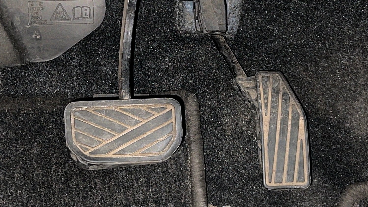Used 2022 Maruti Suzuki XL6 Alpha Plus AT Petrol Petrol Automatic interior PEDALS VIEW