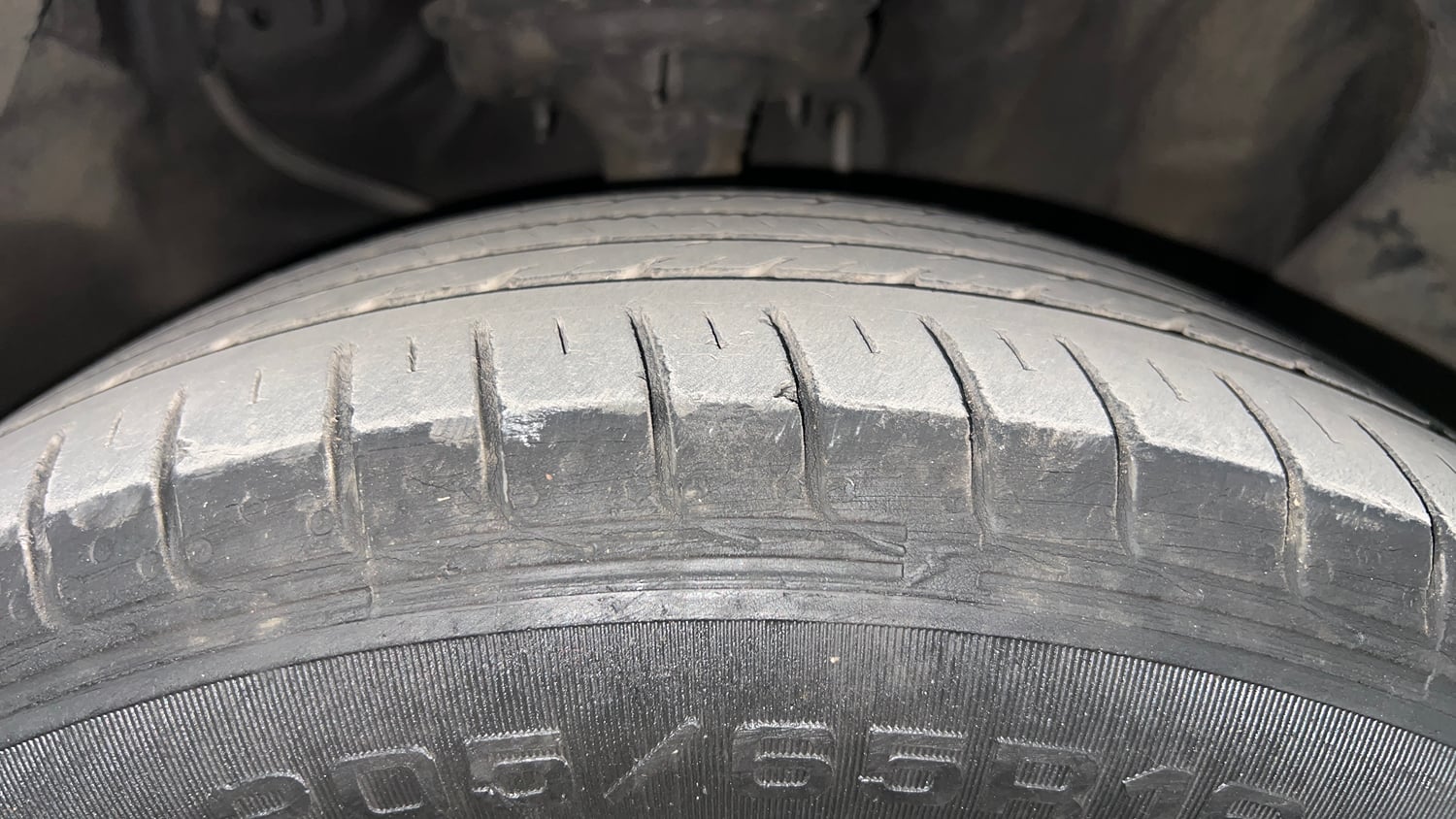 Used 2016 Hyundai Creta 1.6 SX Diesel Manual tyres RIGHT FRONT TYRE TREAD VIEW