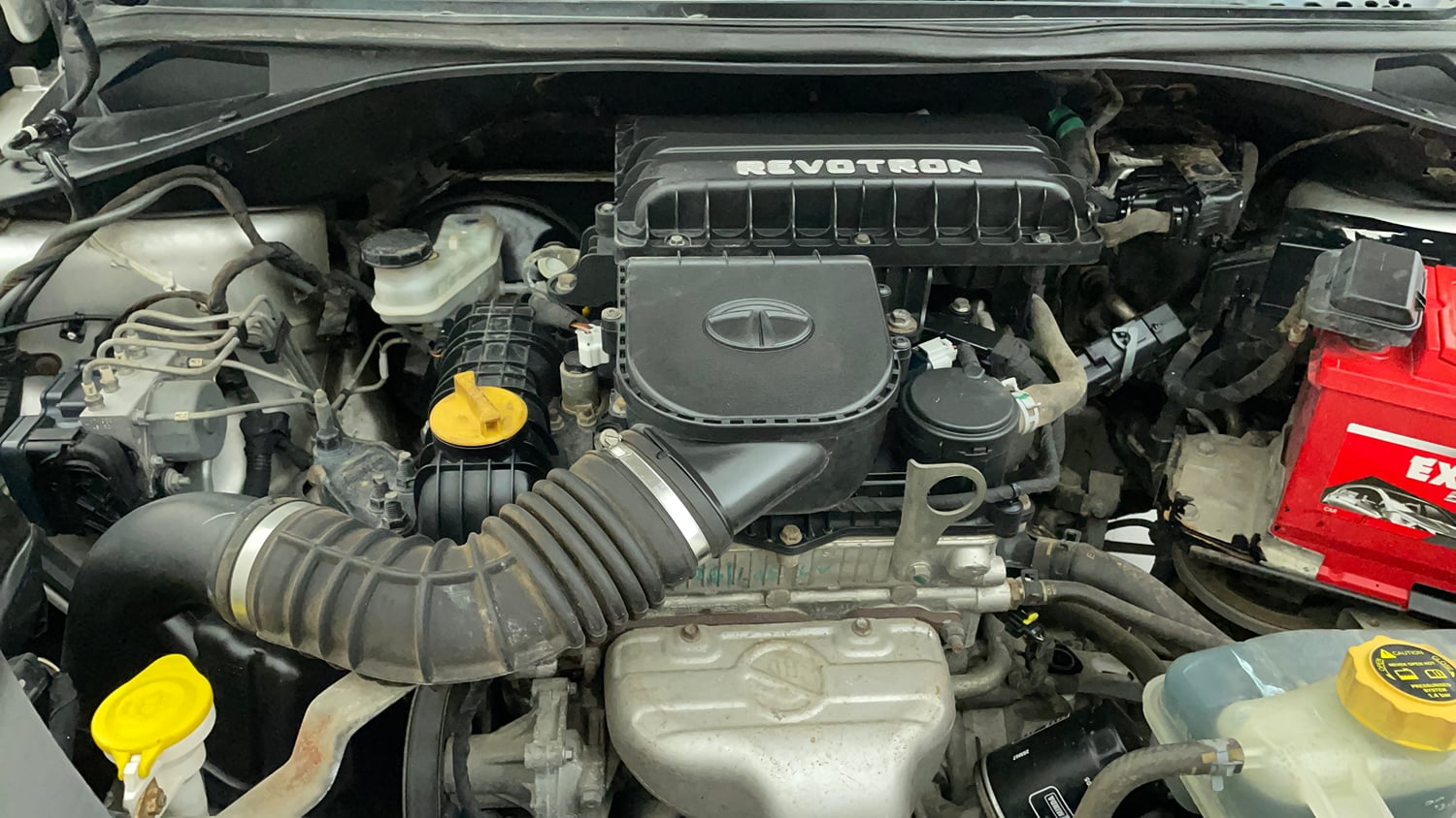 Used 2018 Tata Tiago Revotron XZ Petrol Manual engine ENGINE RIGHT SIDE VIEW