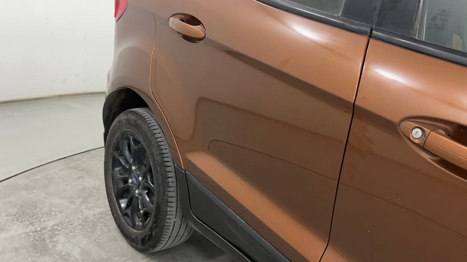 Used 2019 Ford EcoSport Titanium 1.5L TDCi Diesel Manual dents MINOR SCRATCH