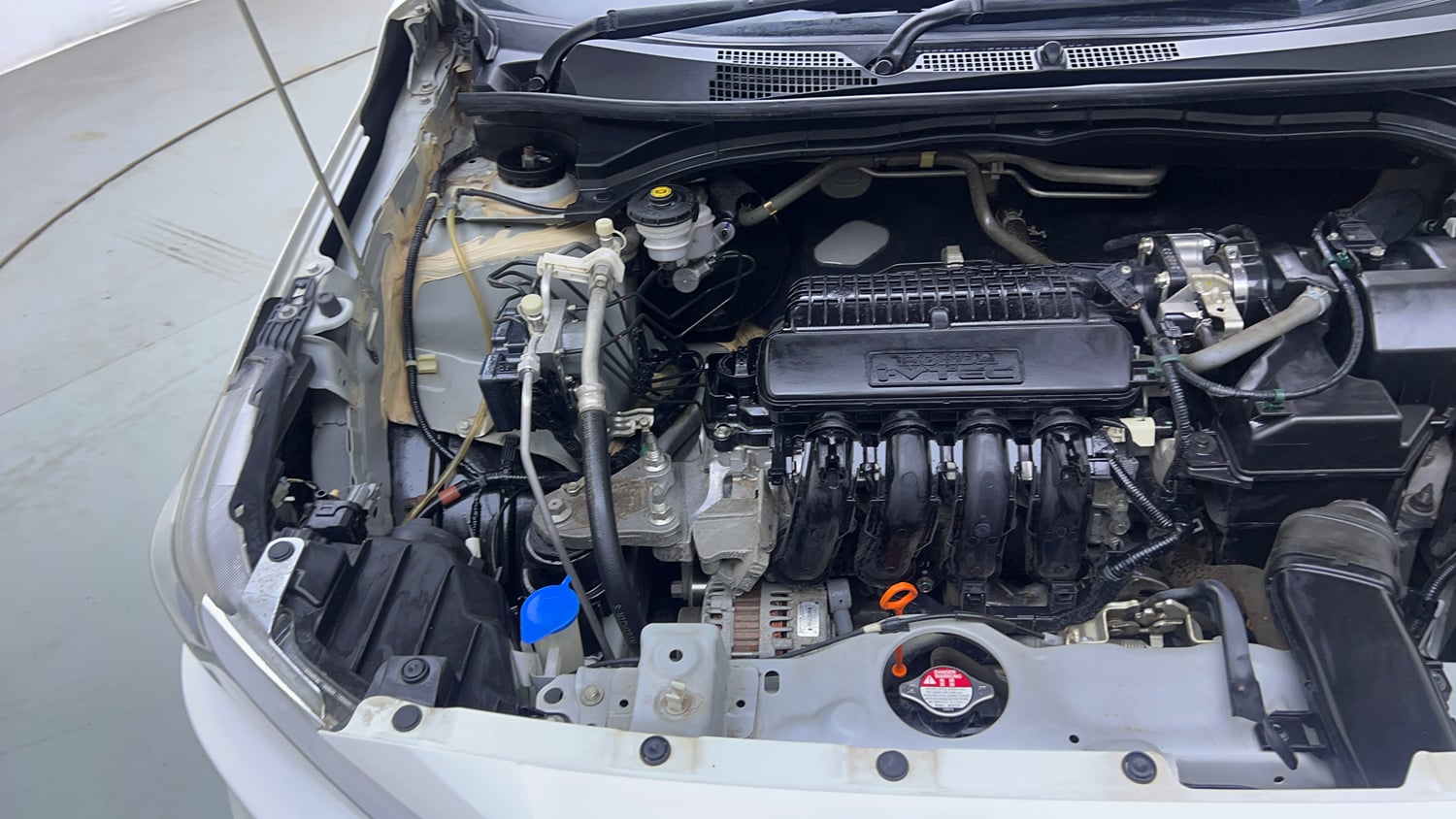Used 2024 Honda Amaze S 1.2 Petrol CVT Petrol Automatic engine ENGINE RIGHT SIDE VIEW