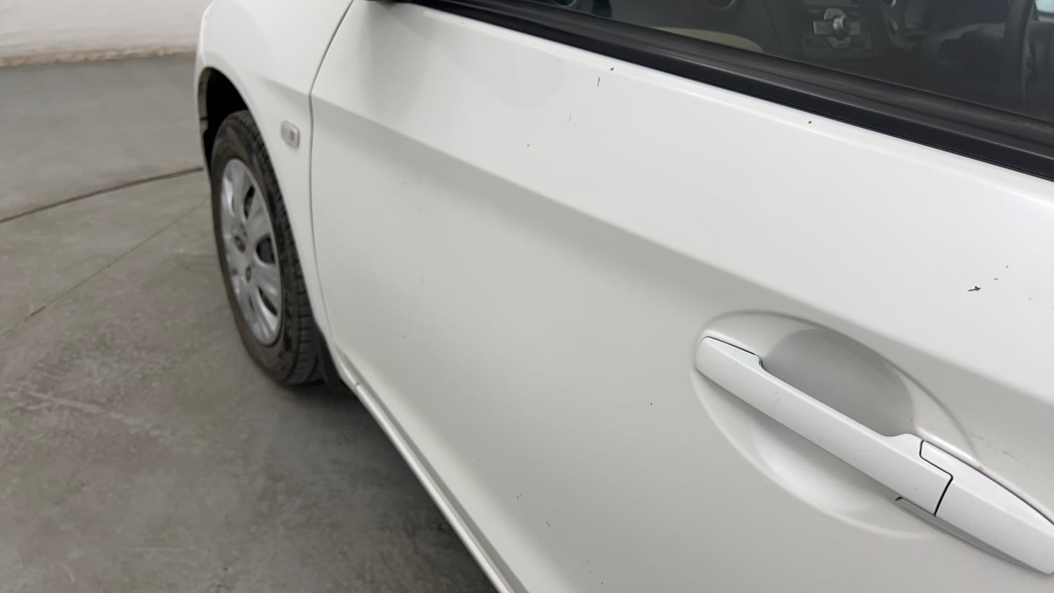 Used 2015 Honda Amaze 1.2 S i-VTEC Petrol Manual dents MINOR SCRATCH