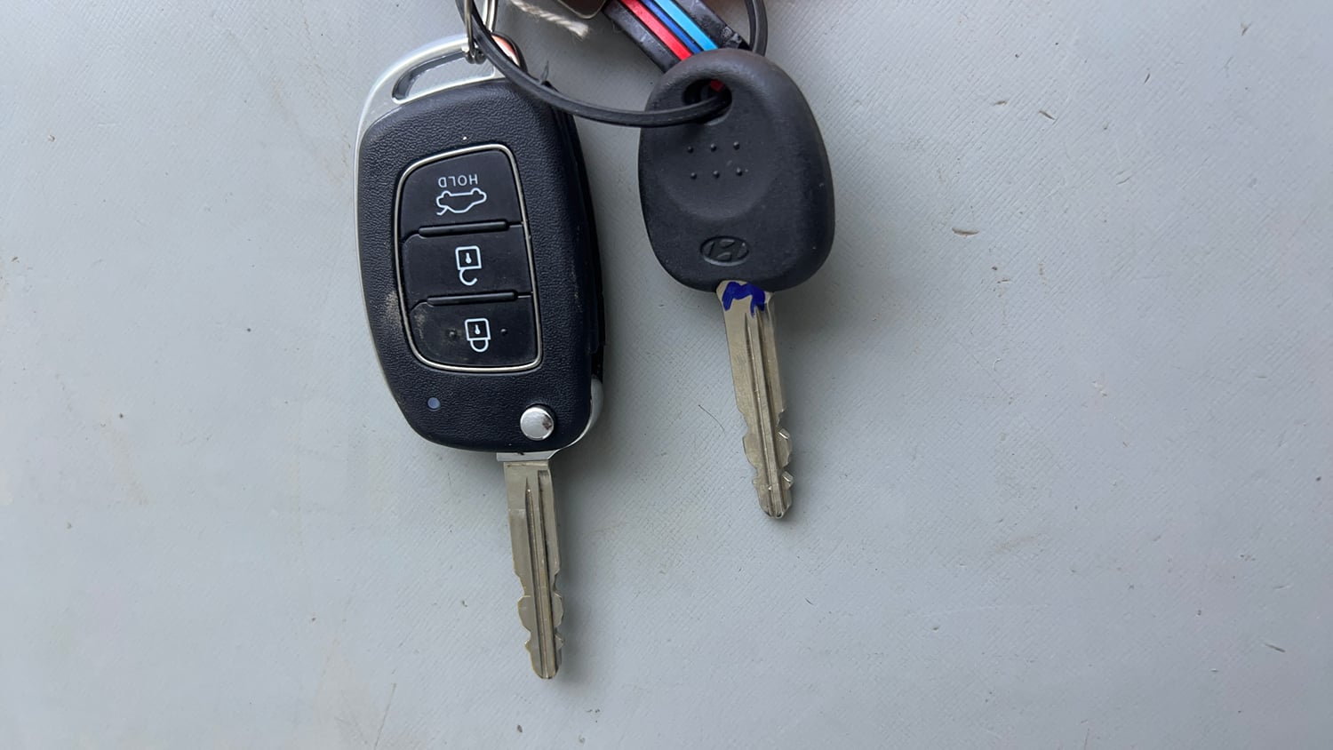 Used 2025 Hyundai Aura S 1.2 Petrol Petrol Manual extra CAR KEY VIEW