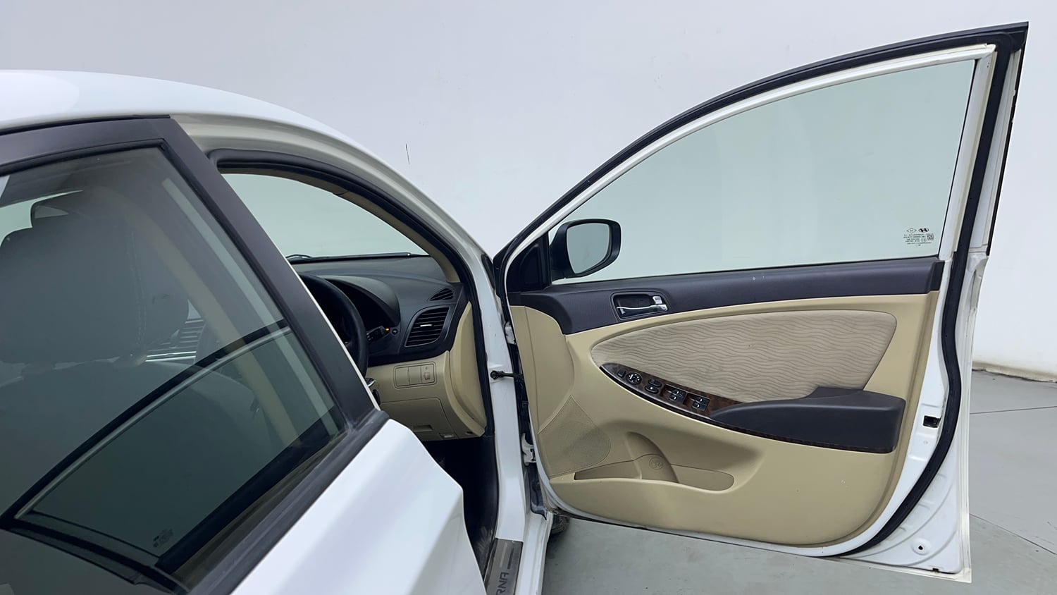 Used 2015 Hyundai Verna Fluidic 1.6 VTVT SX Petrol Manual interior RIGHT FRONT DOOR OPEN VIEW