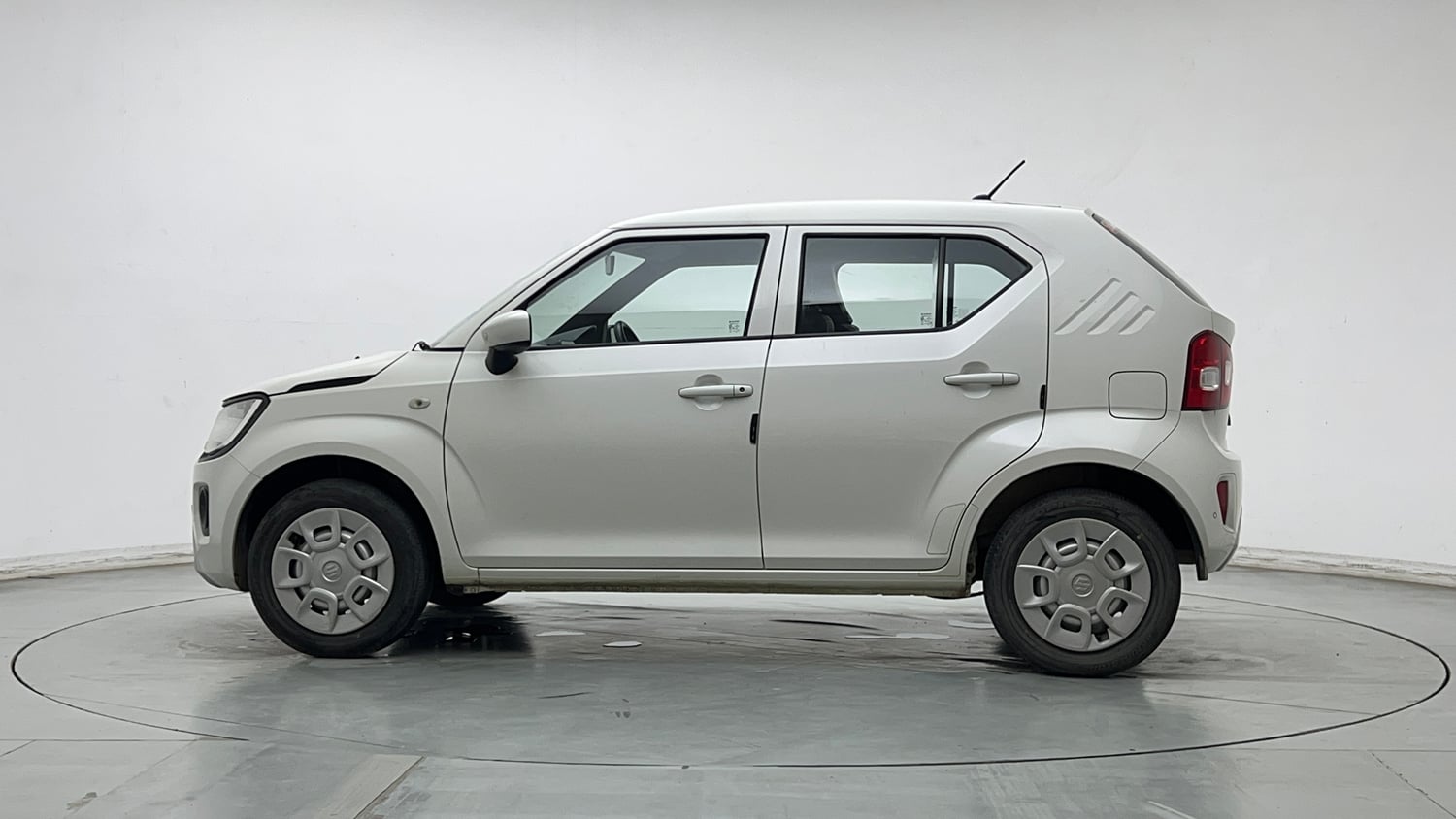 Used 2024 Maruti Suzuki Ignis Sigma 1.2 MT Petrol Manual exterior LEFT SIDE VIEW