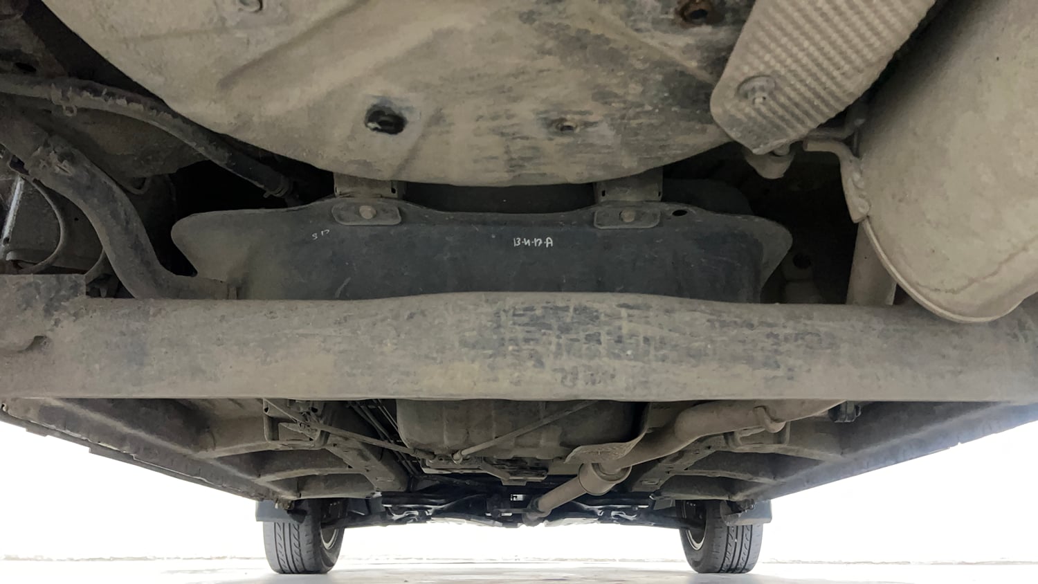 Used 2017 Mahindra KUV100 K6 D 6 STR Diesel Manual extra REAR UNDERBODY VIEW (TAKEN FROM REAR)